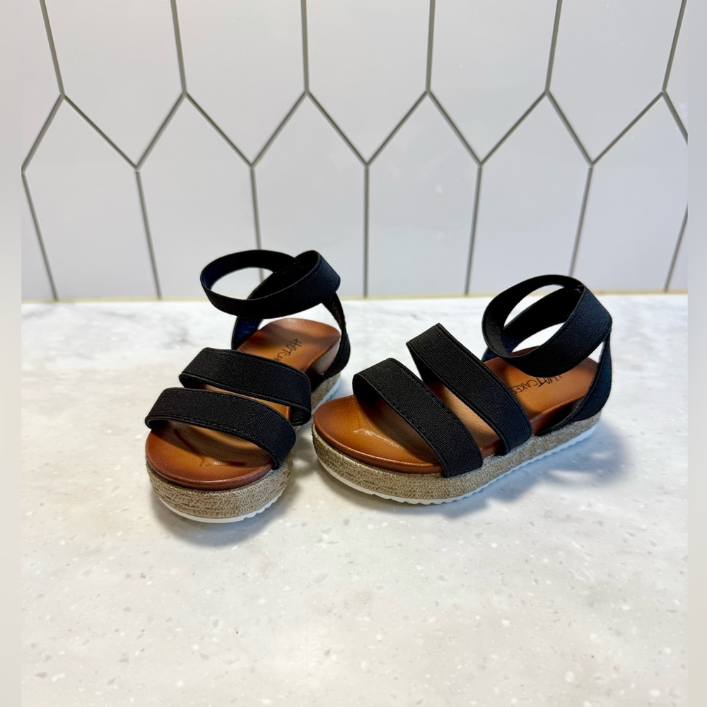 Hot Cakes Black and Brown Baby Walker Shoes